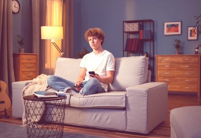 Ab wann darf man alleine wohnen