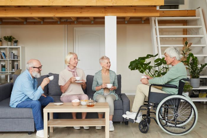 Seniorenwohnheime Vorteile und Nachteile